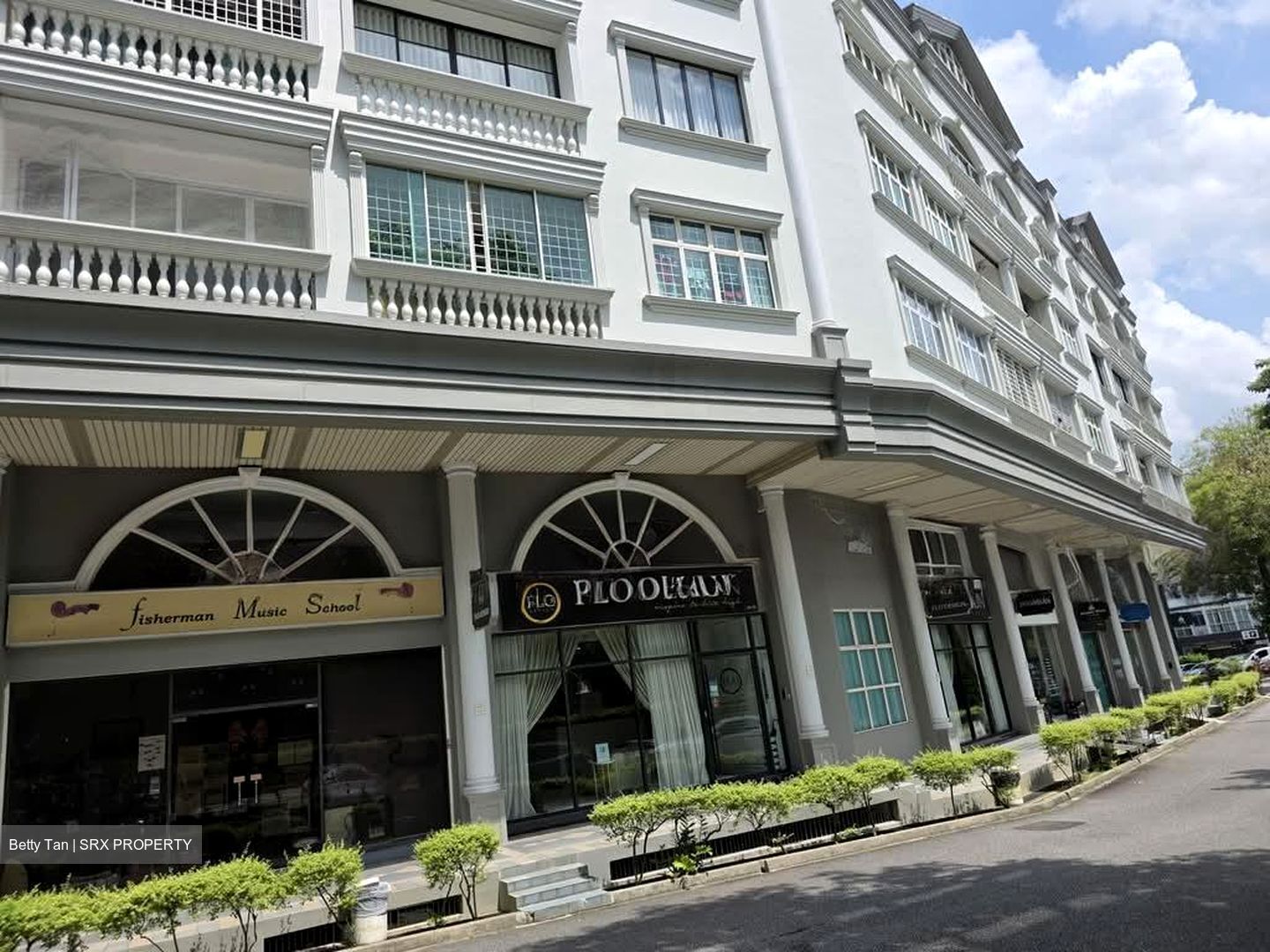 Sin Ming Plaza (D20), Shop House #586610471